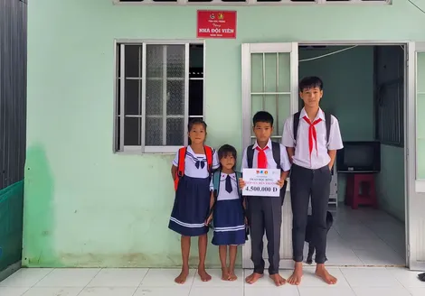 Tấm gương vượt khó học giỏi