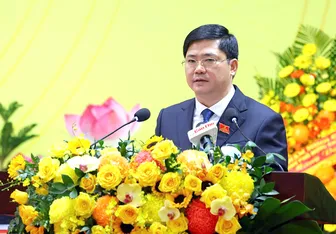 Đại hội thông qua báo cáo tổng hợp và tiếp thu ý kiến góp ý các văn kiện