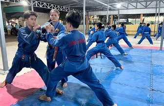 Lớp dạy võ miễn phí