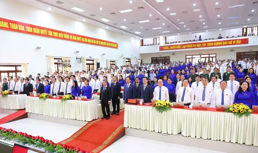 Biểu quyết thông qua Nghị quyết và bế mạc Đại hội đại biểu Đảng bộ TP Cần Thơ lần thứ I, nhiệm kỳ 2025-2030