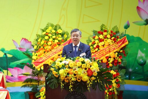 បោះ​ឆ្នោត​អនុ​ម័ត​លើ​សេចក្ដី​សម្រេច​និង​បិទ​មហា​សន្និ​បាត​តំ​ណាង​បក្ខ​ភាគ​ទីក្រុង​កឹង​ធើ លើក​ទី​១  អា​ណត្តិ​កាល ២០២៥​-២០៣០