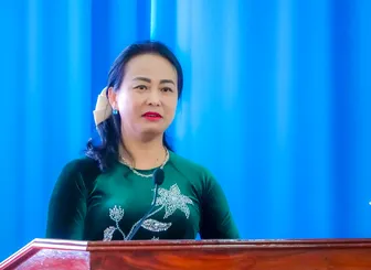 Báo cáo chuyên đề “Xây dựng và phát triển TP Cần Thơ: Nhiệm vụ trọng tâm và giải pháp đột phá”
