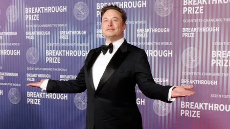 Elon Musk trở thành người đầu tiên sở hữu 500 tỉ USD