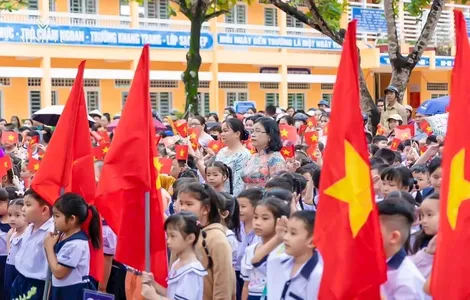 Đổi mới giáo dục qua góc nhìn của cán bộ quản lý Trường Tiểu học Lê Văn Tám