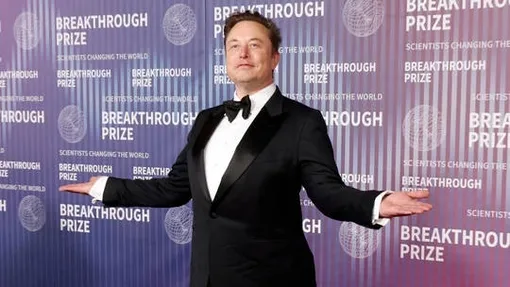 Elon Musk trở thành người đầu tiên sở hữu 500 tỉ USD