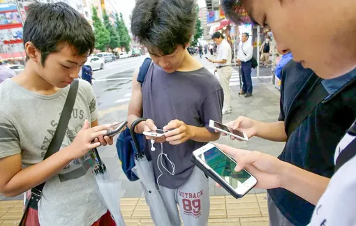 Nỗ lực hạn chế sử dụng điện thoại thông minh ở trẻ em Nỗ lực hạn chế sử dụng điện thoại thông minh ở trẻ em