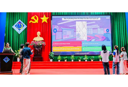 Triển khai Chiến dịch “Không một mình” - “Cùng nhau an toàn trực tuyến”