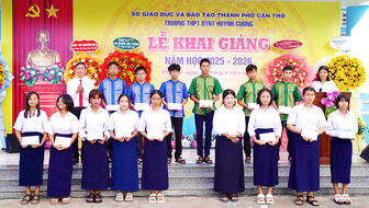 វិទ្យា​ល័យ​ជន​ជាតិ​អន្តេវា​សិក​ហ្វិញ​កឿង - ឆ្នាំ​សិក្សា​ថ្មី ការ​ប្តេជ្ញា​ចិត្ត​ថ្មី