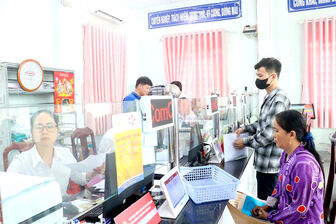 ទី​ក្រុង​កឹង​ធើ ខិត​ខំ​ស្ថិត​ក្នុង​ចំ​ណោម​១៥​ខេត្ត​ ក្រុង​ឈាន​មុខ​គេទូទាំង​ប្រ​ទេស​អំពី​សន្ទស្សន៍​ពាក់​ពន្ធ​ដល់​កំ​ណែ​ទម្រង់​រដ្ឋ​បាល​