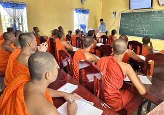 Nơi “gieo chữ” cho các tăng sinh