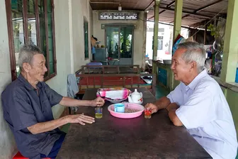 Nỗ lực làm theo gương Bác Hồ