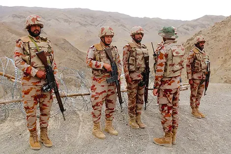 Pakistan - Afghanistan lại giao tranh đẫm máu