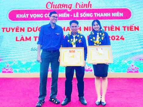Nêu gương - “Chìa khóa vàng” xây dựng Đảng ở cơ sở