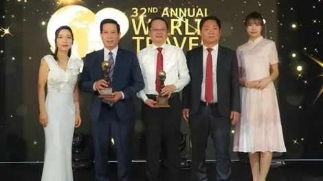Vườn quốc gia Phong Nha - Kẻ Bàng nhận “cú đúp” giải thưởng tại World Travel Awards 2025