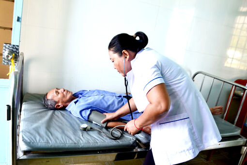 បង្កើនការវិនិយោគគ្រឿងបរិក្ខារពេទ្យបម្រើតម្រូវការពិនិត្យព្យាបាលជំងឺជូនប្រជាជន បង្កើនការវិនិយោគគ្រឿងបរិក្ខារពេទ្យបម្រើតម្រូវការពិនិត្យព្យាបាលជំងឺជូនប្រជាជន