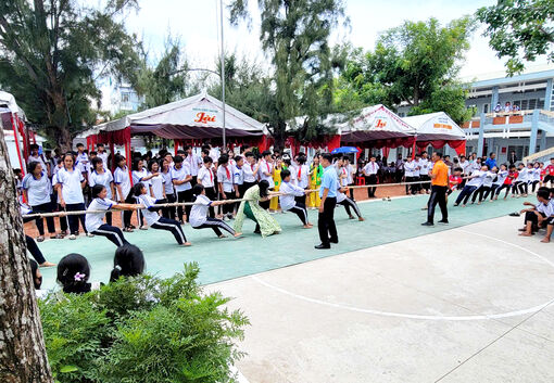 អភិ​វឌ្ឍ​វិញ្ញា​សា​កីឡា​ប្រ​ពៃ​ណី​