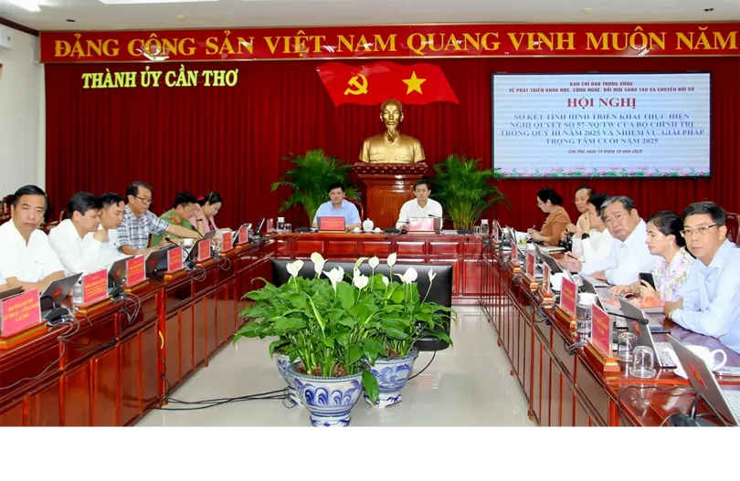 Khí thế phát triển phát triển khoa học, công nghệ, đổi mới sáng tạo và chuyển đổi số đang lan tỏa trong xã hội