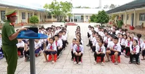 Bảo vệ nền tảng tư tưởng của Đảng, giữ vững niềm tin, bản lĩnh và trí tuệ của thế hệ trẻ trong tình hình mới