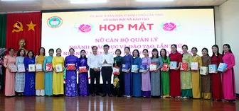 Họp mặt kỷ niệm Ngày thành lập Hội LHPN Việt Nam