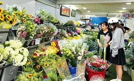 Chọn quà tặng cho ngày 20-10