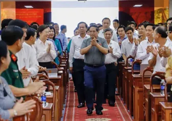 Thủ tướng Chính phủ Phạm Minh Chính tiếp xúc cử tri là đại diện lãnh đạo các xã, phường trên địa bàn TP Cần Thơ