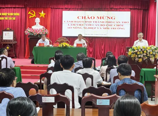 Lãnh đạo TP Cần Thơ làm việc với Sở Nông nghiệp và Môi trường thành phố