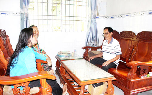 សុភមង្គលពេល "ដោះស្រាយ" ទំនាស់ជោគជ័យ ផ្សារភ្ជាប់មនោសញ្ចេតនាមាមីងក្នុងភូមិស្រុក សុភមង្គលពេល "ដោះស្រាយ" ទំនាស់ជោគជ័យ ផ្សារភ្ជាប់មនោសញ្ចេតនាមាមីងក្នុងភូមិស្រុក