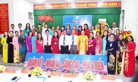 Phụ nữ xã Hồ Đắc Kiện phát huy tinh thần đoàn kết, đổi mới, sáng tạo xây dựng quê hương