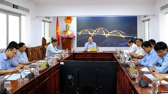 Lãnh đạo thành phố yêu cầu tính toán chi phí đầu tư phù hợp đối với phương án chiếu sáng mỹ thuật cầu Nguyễn Chí Thanh