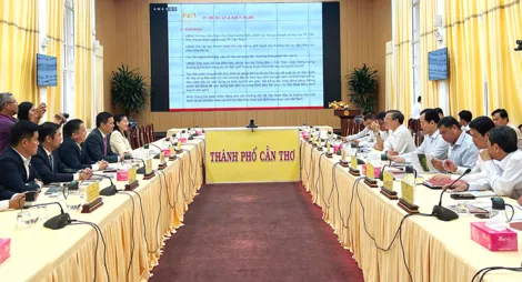 Công ty CP Tập đoàn Đầu tư Hoàng gia Việt Nam đề xuất đầu tư Dự án khu phức hợp Đô thị - Thương mại - Dịch vụ sân golf tại Cần Thơ