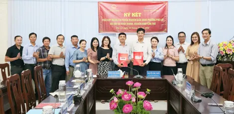 Báo và Phát thanh, Truyền hình Cần Thơ ký kết phối hợp thông tin tuyên truyền với UBND phường Phú Lợi