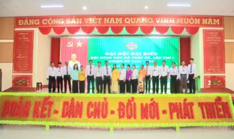 Nông dân Trần Đề thi đua sản xuất giỏi, chung tay xây dựng nông thôn mới Nông dân Trần Đề thi đua sản xuất giỏi, chung tay xây dựng nông thôn mới