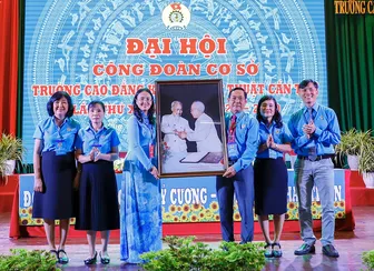 Đại hội Công đoàn cơ sở Trường Cao đẳng Kinh tế - Kỹ thuật Cần Thơ