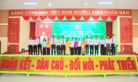 Nông dân Trần Đề thi đua sản xuất giỏi, chung tay xây dựng nông thôn mới
