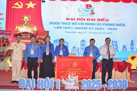 Đoàn TNCS Hồ Chí Minh xã Phong Điền tập trung nâng cao năng lực số cho thanh thiếu nhi Đoàn TNCS Hồ Chí Minh xã Phong Điền tập trung nâng cao năng lực số cho thanh thiếu nhi