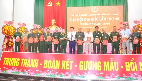 Hội Cựu chiến binh xã Long Phú giúp đỡ hội viên sản xuất, vươn lên làm giàu chính đáng
