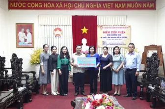 Ủy ban MTTQVN TP Cần Thơ tiếp nhận hơn 20 tỉ đồng hỗ trợ đồng bào bị thiệt hại do bão số 10 Ủy ban MTTQVN TP Cần Thơ tiếp nhận hơn 20 tỉ đồng hỗ trợ đồng bào bị thiệt hại do bão số 10