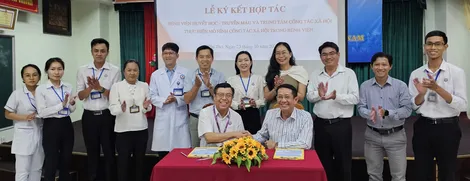Ký kết hợp tác thực hiện mô hình công tác xã hội trong bệnh viện Ký kết hợp tác thực hiện mô hình công tác xã hội trong bệnh viện