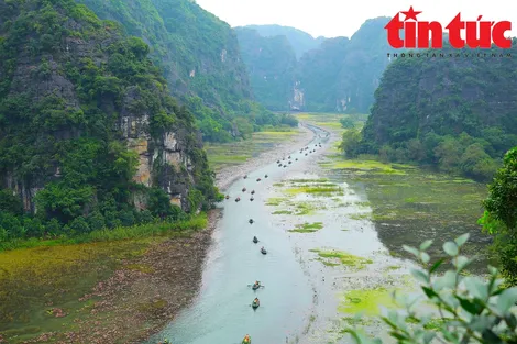 Ngắm nhìn 'Vịnh Hạ Long trên cạn' vừa lọt top điểm đến yêu thích nhất thế giới