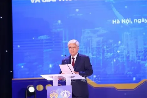 Trao giải thưởng tôn vinh các nhà khoa học trẻ, nữ sinh khoa học công nghệ Trao giải thưởng tôn vinh các nhà khoa học trẻ, nữ sinh khoa học công nghệ