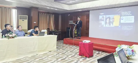 35 nhà báo tham gia lớp bồi dưỡng "Ứng dụng trí tuệ nhân tạo và công nghệ số trong hoạt động báo chí" 35 nhà báo tham gia lớp bồi dưỡng "Ứng dụng trí tuệ nhân tạo và công nghệ số trong hoạt động báo chí"