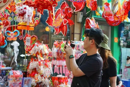Công nghiệp văn hóa 'bắt tay' du lịch bền vững để biến tài nguyên thành tài sản Công nghiệp văn hóa 'bắt tay' du lịch bền vững để biến tài nguyên thành tài sản