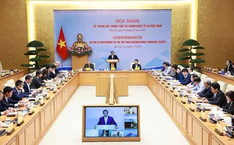 Thủ tướng Phạm Minh Chính chủ trì Hội nghị về thành lập Trung tâm tài chính quốc tế tại Việt Nam