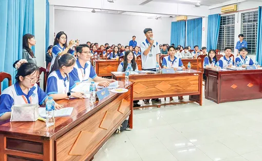 Nhiều hoạt động thiết thực hưởng ứng Ngày Pháp luật Việt Nam