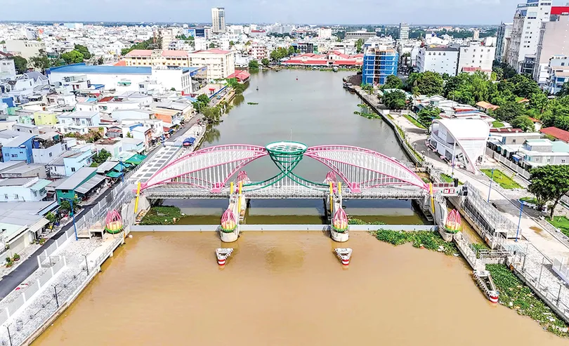 Khẩn trương điều chỉnh quy hoạch, kiến tạo không gian phát triển nhanh và bền vững cho TP Cần Thơ Khẩn trương điều chỉnh quy hoạch, kiến tạo không gian phát triển nhanh và bền vững cho TP Cần Thơ