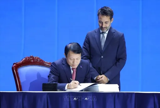 AI và tội phạm mạng - Bài cuối: Việt Nam trước cơ hội định hình "lá chắn số toàn cầu"