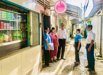 Trợ giúp người dân ổn định cuộc sống