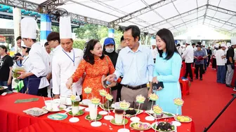 TP Hồ Chí Minh: Xác lập kỷ lục Việt Nam 200 món chay từ sen