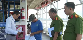 Siết chặt quản lý các bến đò, phà