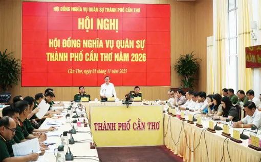 Thực hiện công tác tuyển chọn và gọi công dân nhập ngũ đúng pháp luật, giao quân đạt chỉ tiêu đề ra